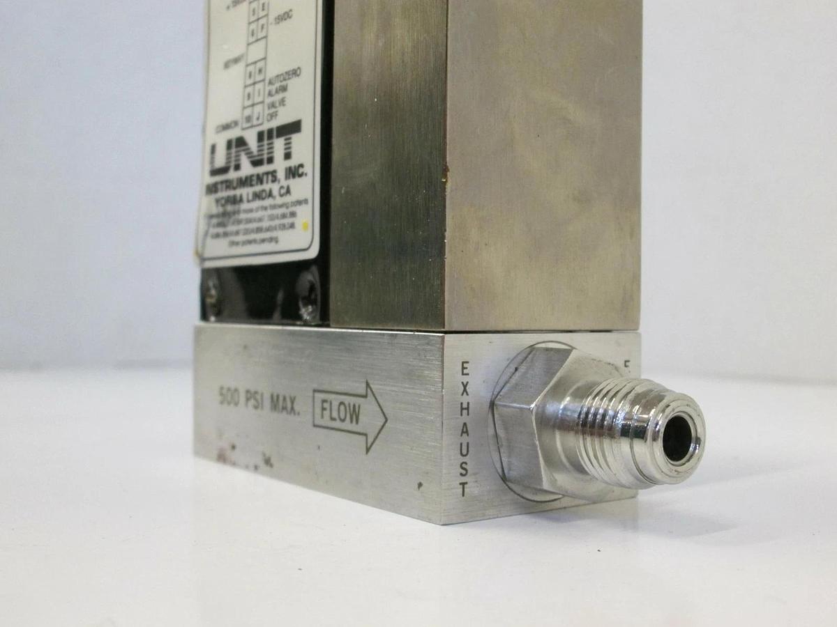 Used Unit UFC-1200A Mass Flow Controller MFC, HE, 500 SCCM, 1/4" Male