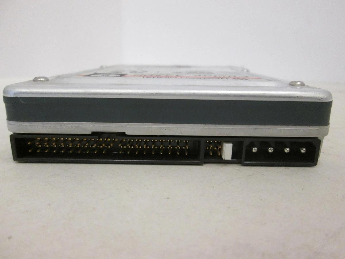Used Western Digital, Caviar AT Compatible Intelligent Drive, WDAC32500-60H, Used