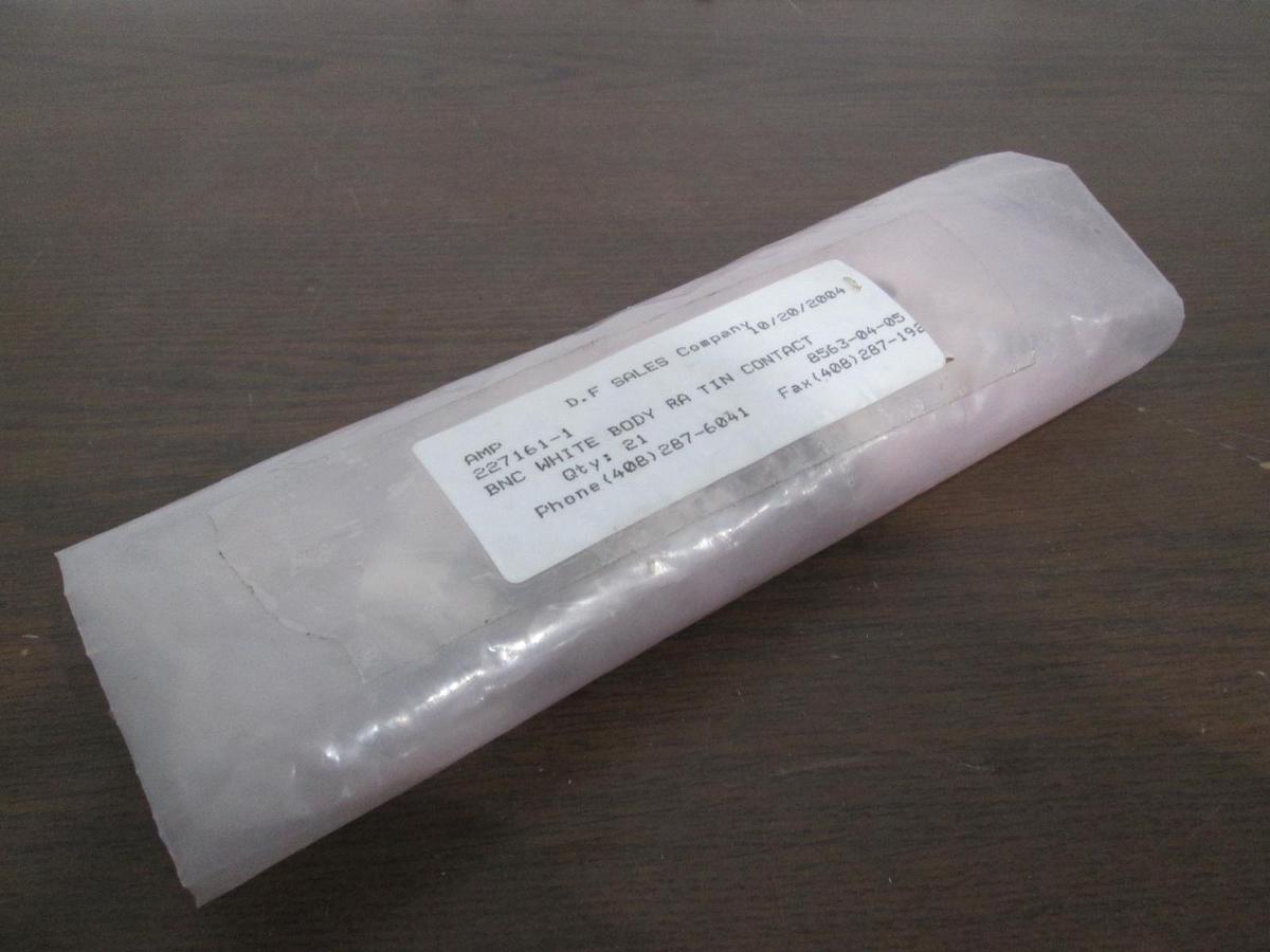 AMP, 227161-1, BNC White Body RA Tin Contact, New, Lot of 21