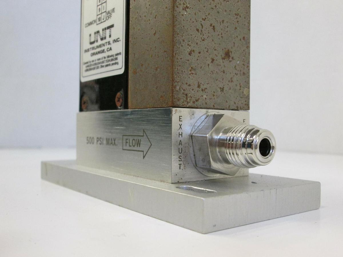 Used Unit UFC-1210A Mass Flow Controller MFC, N2, 30 SLM, 1/4" Male