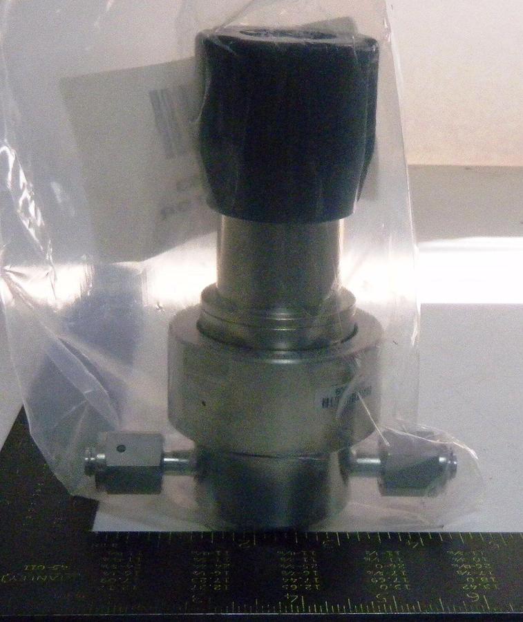 Used Semi-Gas 3 Port Regulator, 033-0383, New in Sealed Bag