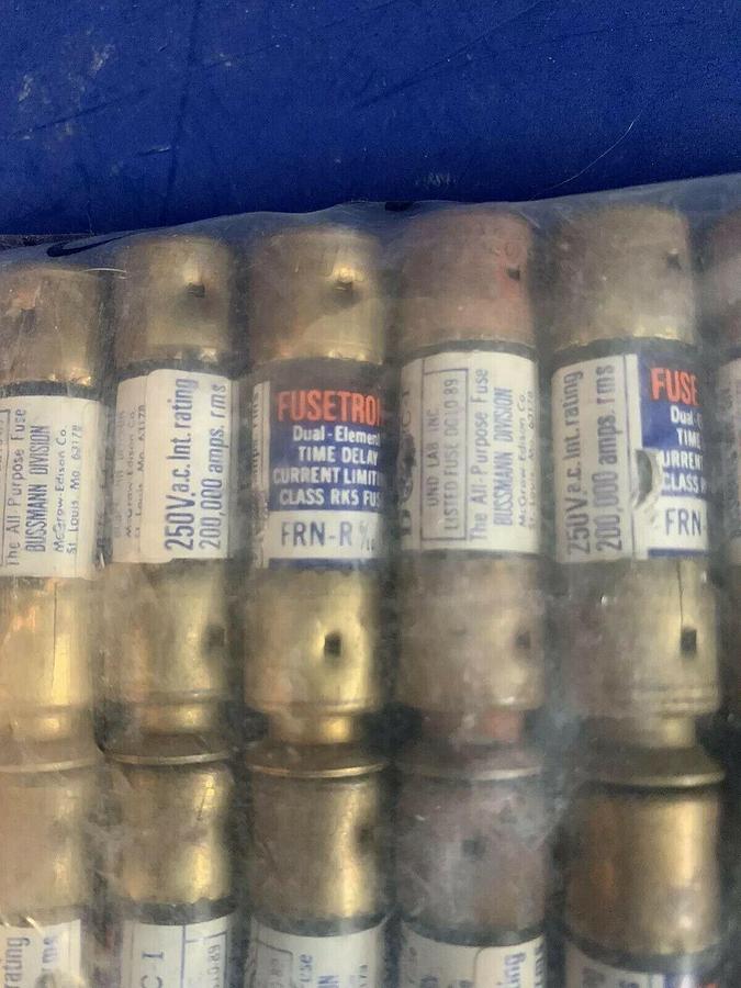 Fusetron FRN-R 6/10 Time Delay Current Limiting Fuse 250VAC, Lot of 16