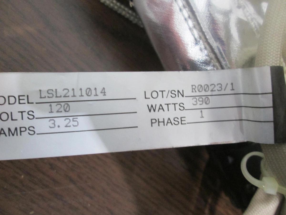 Used BriskHeat, LSL211014, Insulator Jacket, 120V, 3.25A, 390W, Single Phase, Used