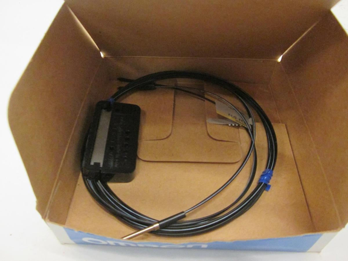 Omron, E32-D32, Photoelectric Switch Fiber Unit, New, Lot of 2