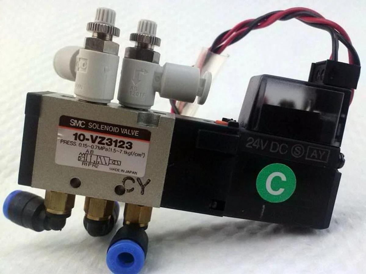 Used SMC,10-VZ3123 5 Port Solenoid Valve, Used
