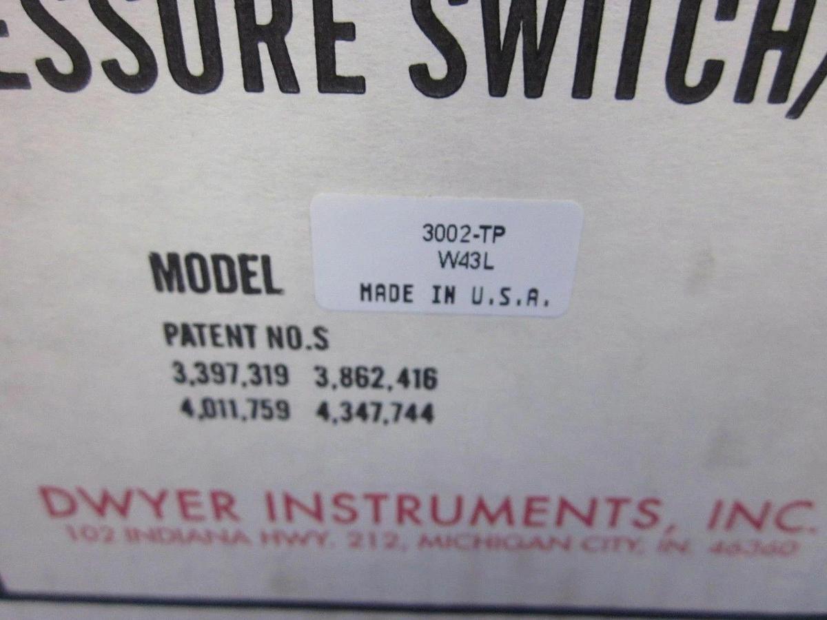 Used Dwyer 3002-TP Photohelic Pressurer Switch/Gage, 0-2.0" of Water