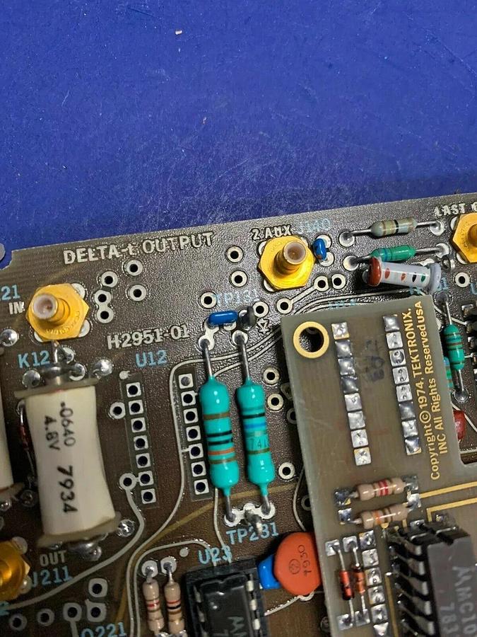 Used Tektronix 670-2409-03 Delta-t Output / 670-4046-01 Delta-t Start PCB Assy, Used