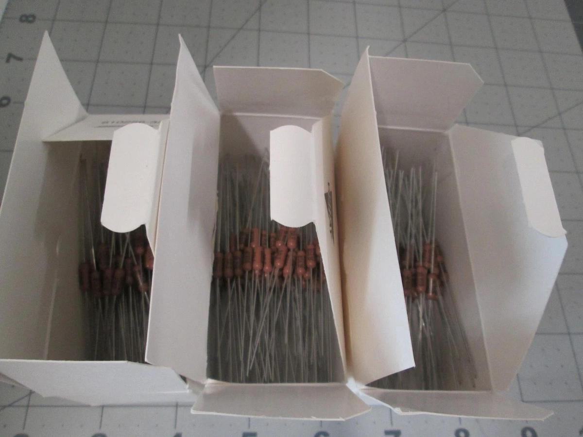 Vishay, CMF-60 806K 1% T-1 B14, Resistors, New, Lot of 300