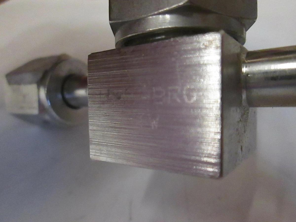 Used Nupro SS-4RBG-TW, 1/4" FVCR w/ Turn Valve, Used