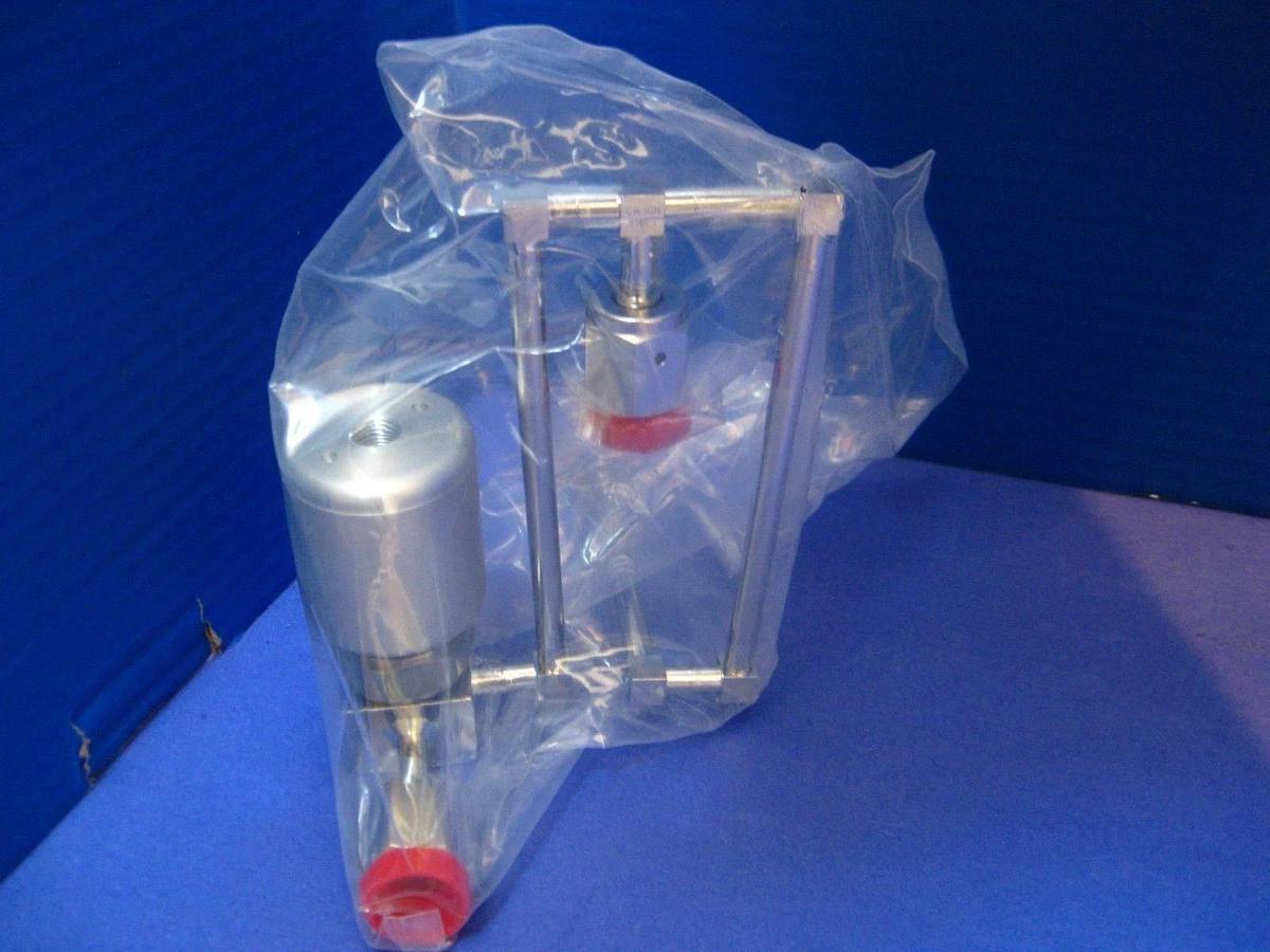 Used Nupro 6LV-DAL11PX-C Diaphragm Valve Assembly, 1/4" VCR, N.C. New