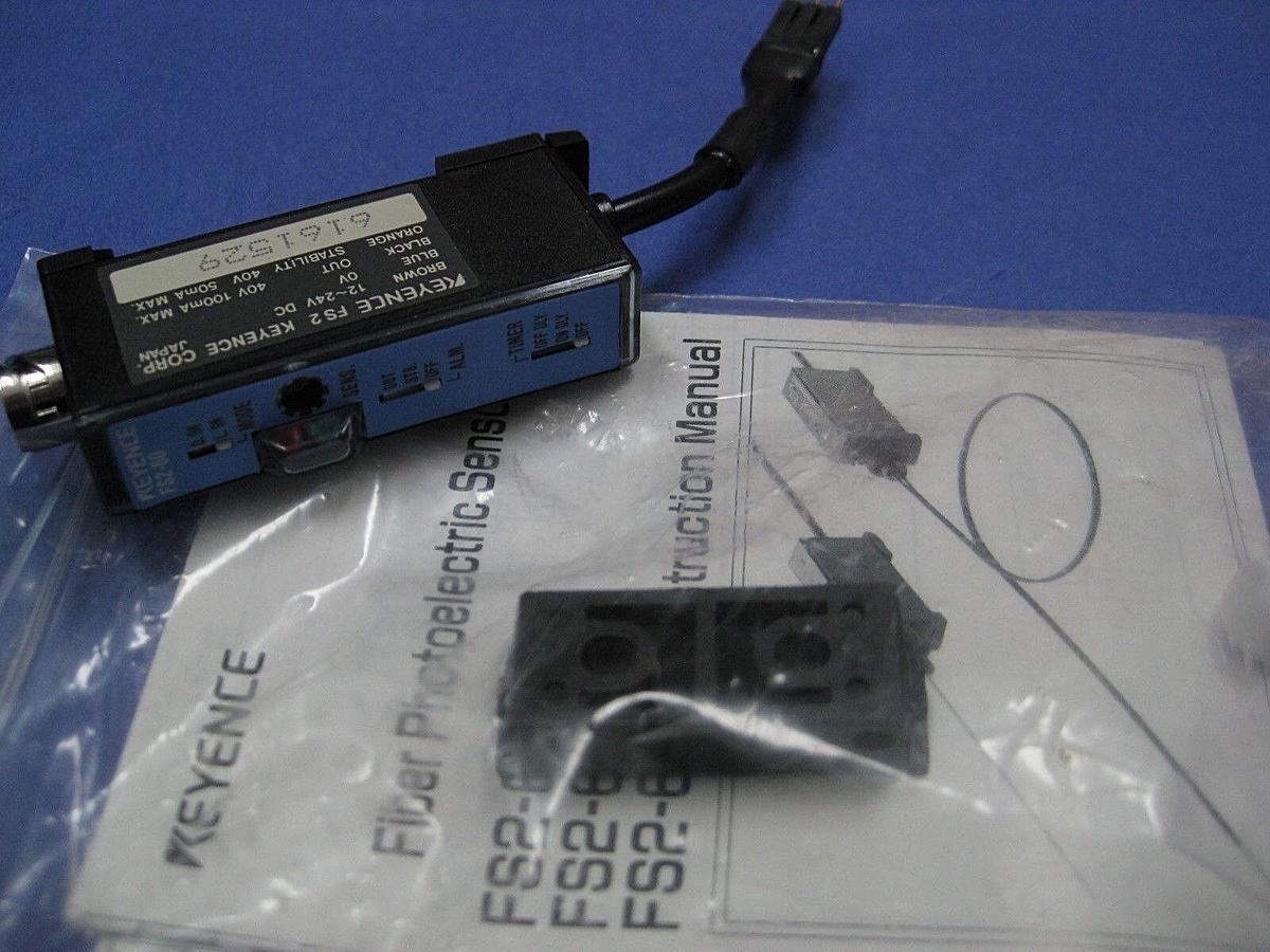 Used Keyence FS2-60 Fiber Photoelectric Sensor, New