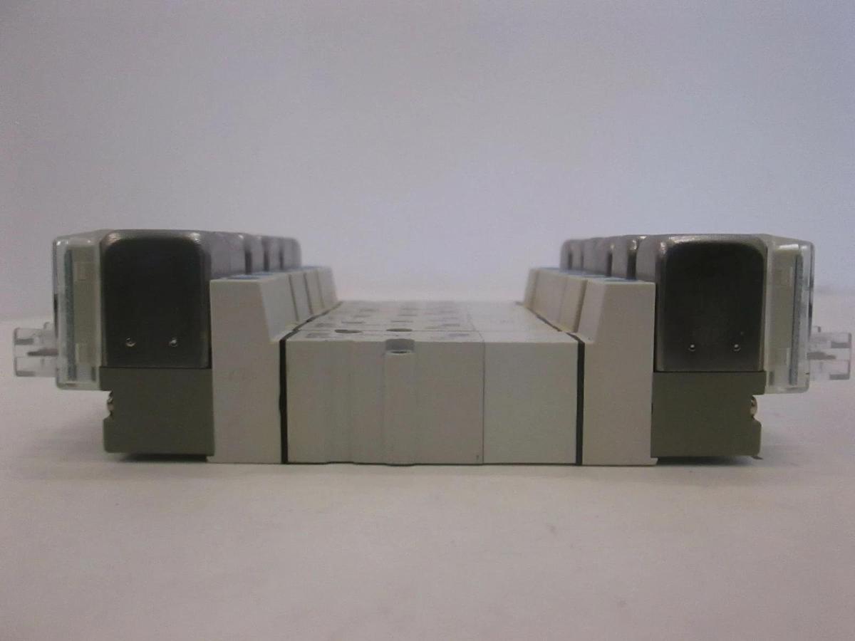Used SMC, Solenoid Valve, SYJ3330-5LZ, Used, Lot of 6