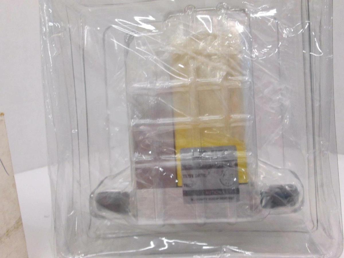 Refurbished Unit UFC-1100 Mass Flow Controller CF4, 100 SCCM, Reburbished