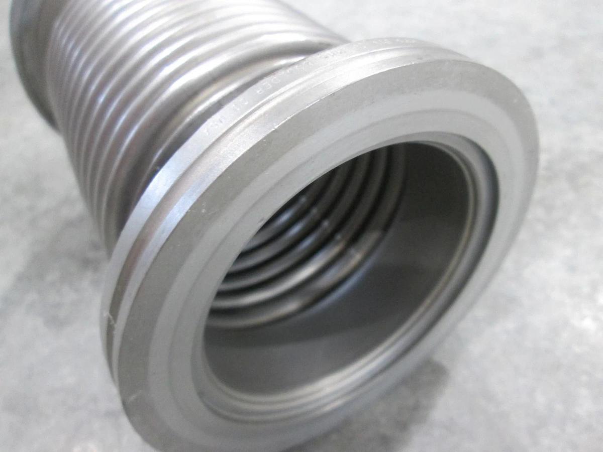 Used Stainless Steel Formed Bellows Vacuum Pipe/Hose, 7"L, 107MM Flange, Used