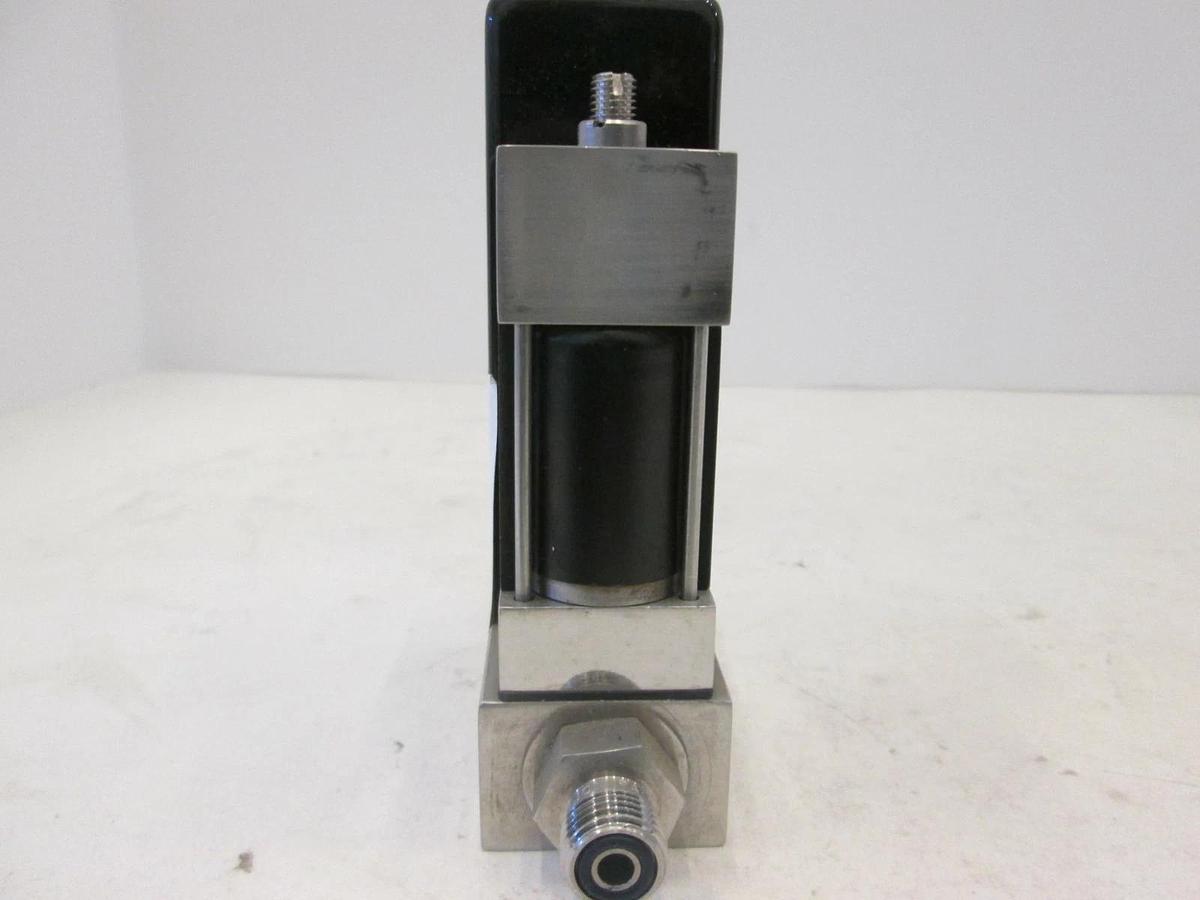 Used Unit UFC-1020A Mass Flow Controller MFC, SiH4, 500 SCCM, Used