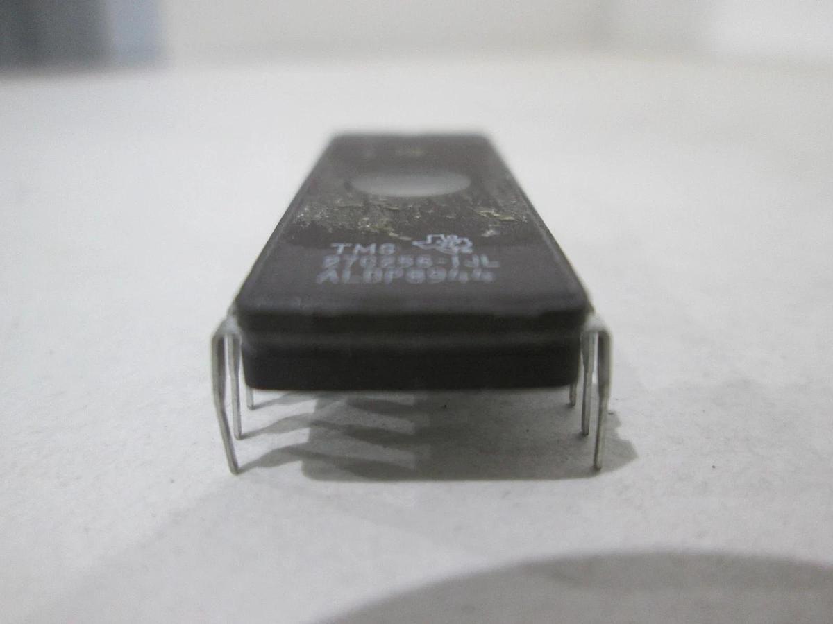 Used Texas Instruments, JL27C256D/261510, Integrated Circuit, Used