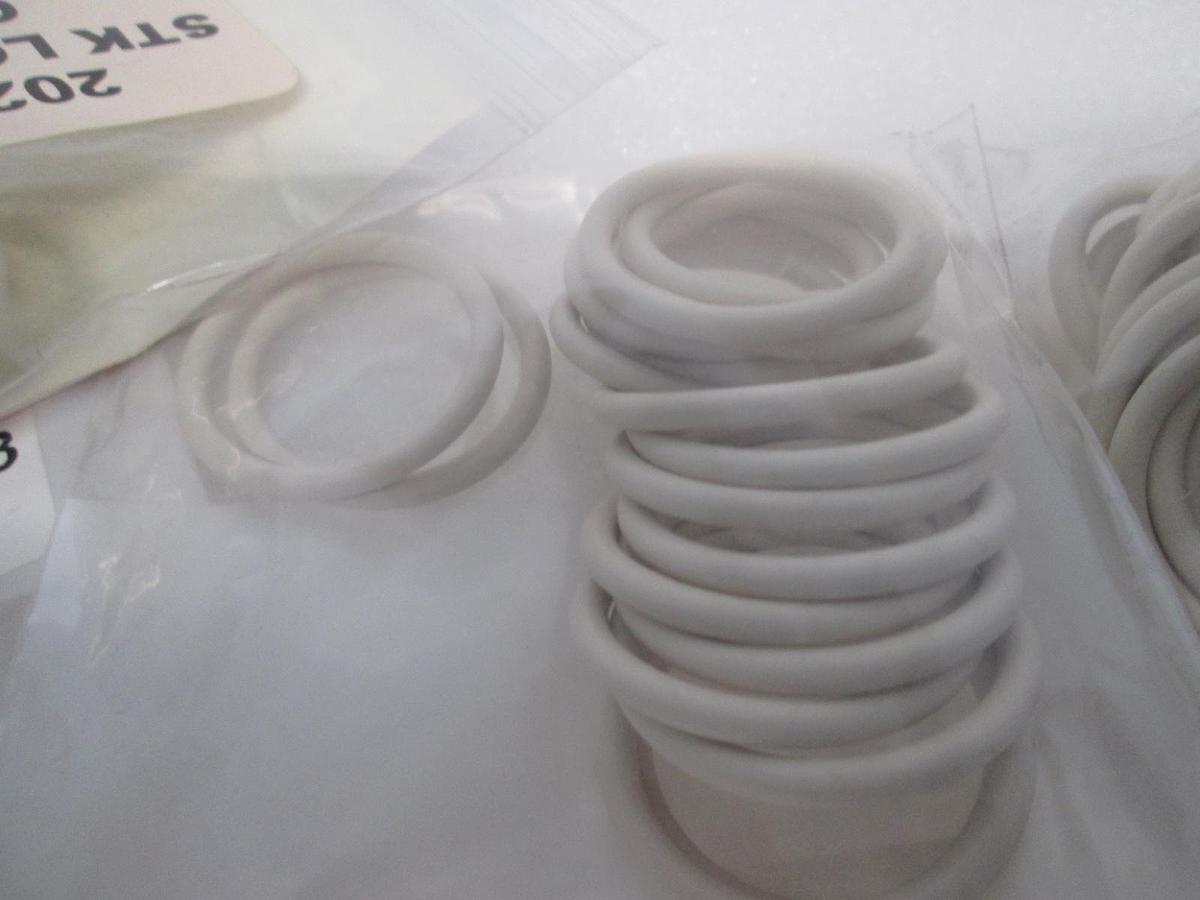 Used O-Ring, .862IDX.103W, Viton, 203-301, New, Lot of 51