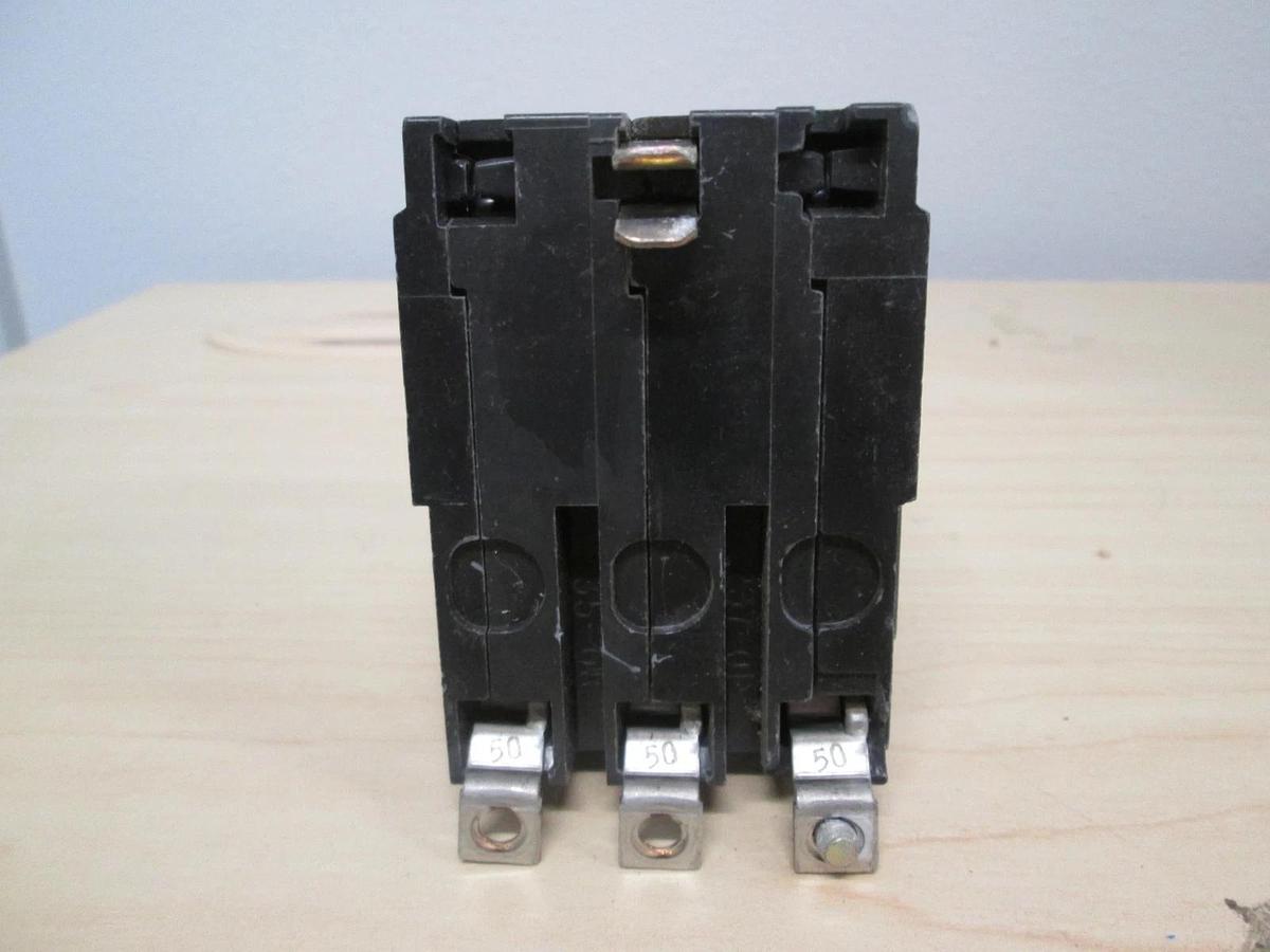 Used Square D, L-5225, Type QOB, 3 Pole Circuit Breaker, 20A, Used