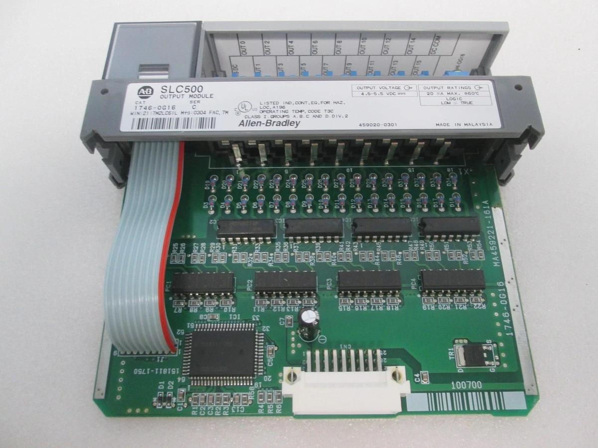 Allen Bradley, 1746-OG16, Input Module, Digital I/O Module, SLC500, New