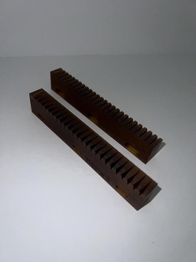 Used Fortrend Lift Retainer Combs F-6225 Part 109-2311, Used, Lot of 2