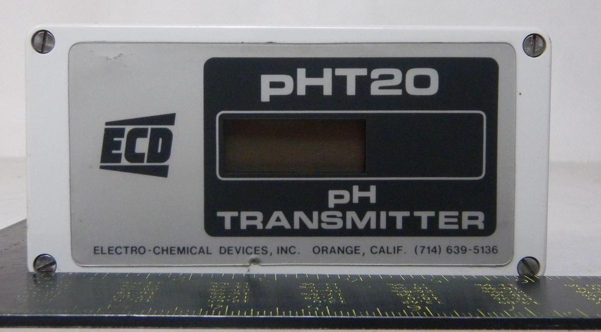 Used ECD pHT20 pH Transmitter, Used