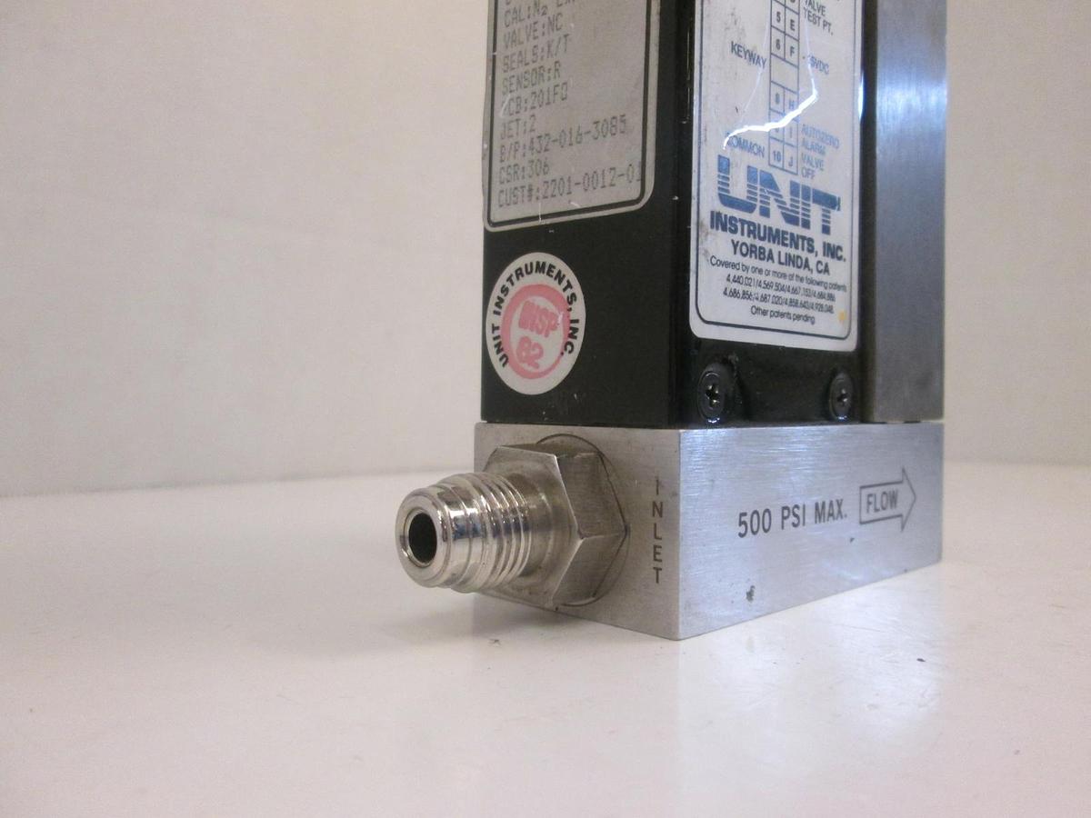 Used Unit UFC-1100A Mass Flow Controller MFC HCL 200 SCCM