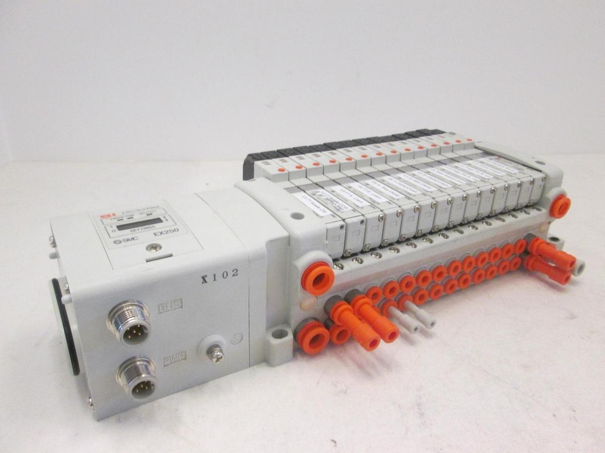 Used SMC, EX250, DeviceNet Interface Module Assy w/ 14 Valves, VQC1101NY-5, Used