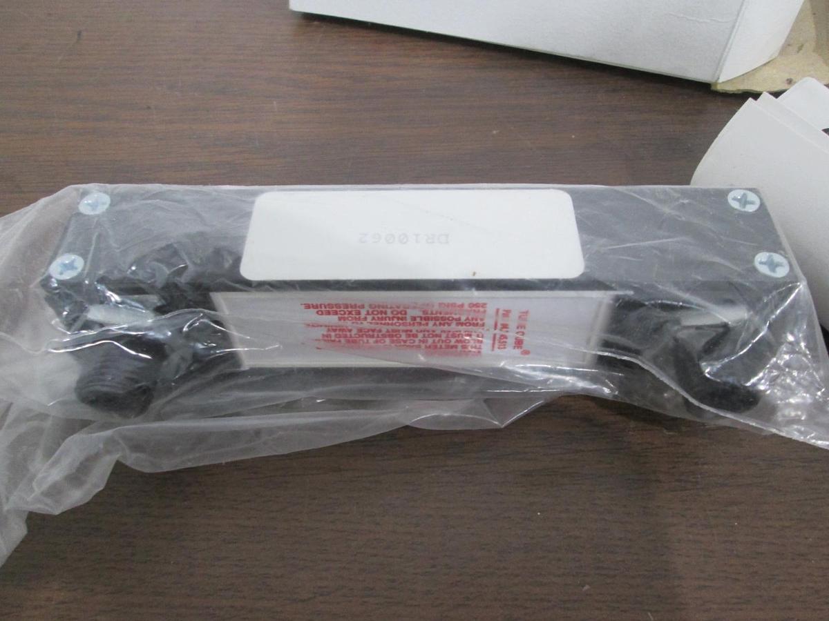 Used Dwyer, DR10062, Glass Flowmeter, New