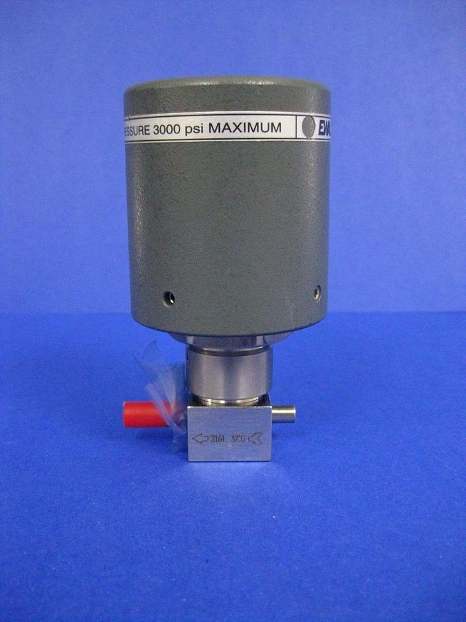Used EWAL Titan II Pneumatically Actuated Valve, 1/4" Tub Stub, 70-125 psi, Used
