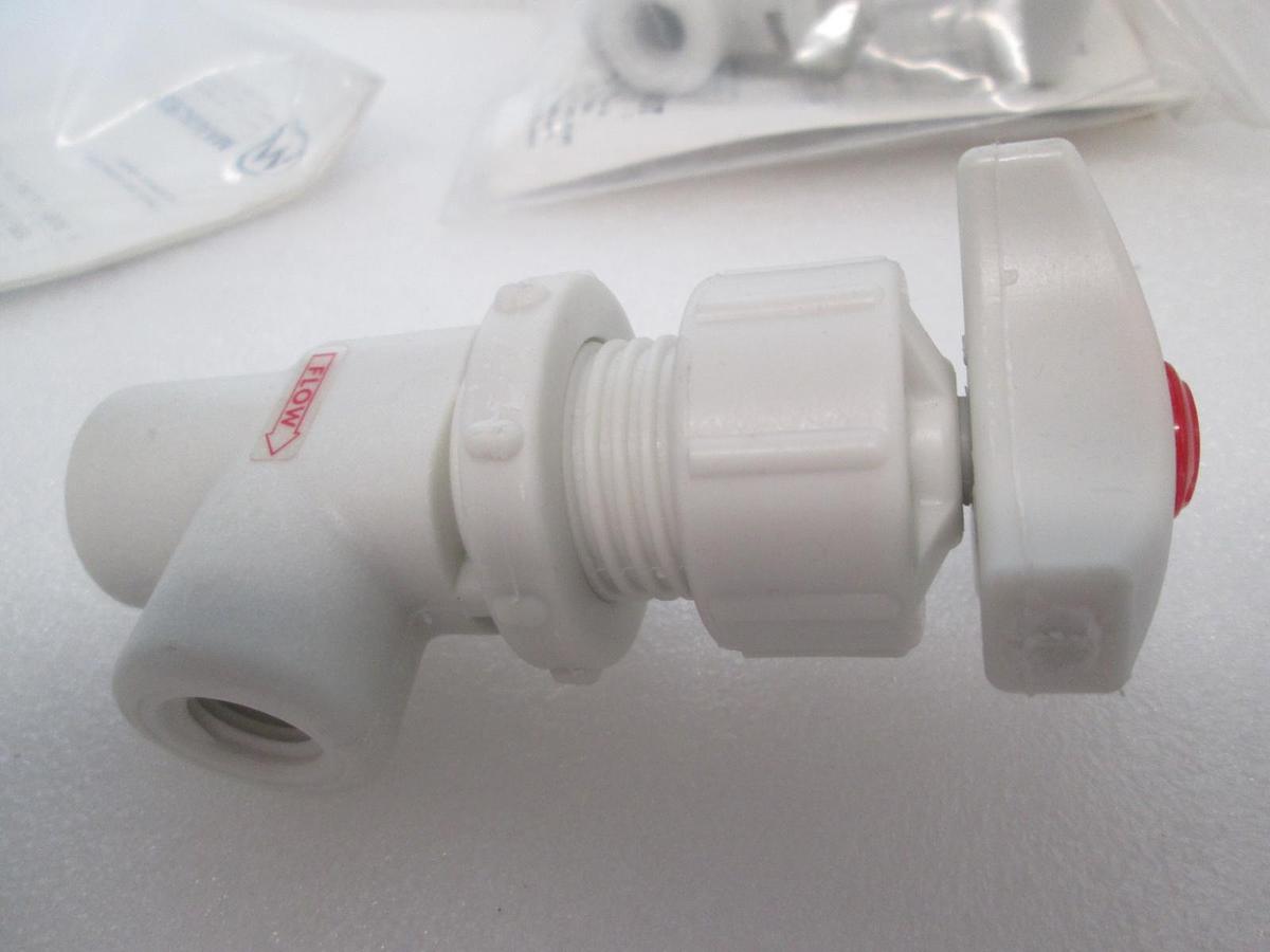 Used Marquest, Fitting, New, Lot of 2