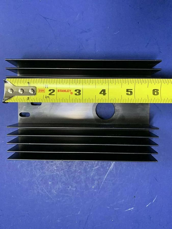 Used Aluminum heat sink extrusion Wakefield SCR Heat Sink 4" x 6", Used