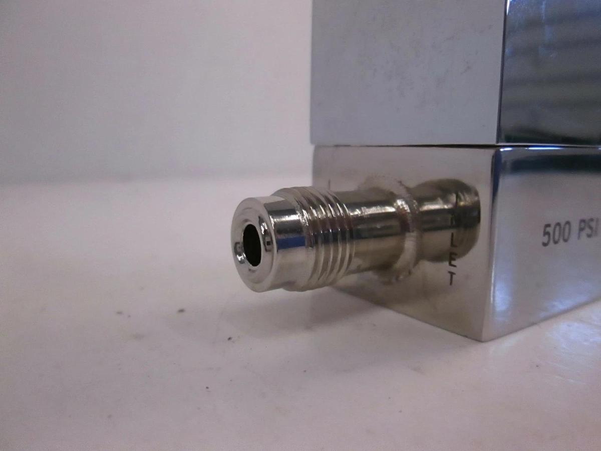 Used Unit UFC-1500A Mass Flow Controller, Gas, N2O, 500 SCCM