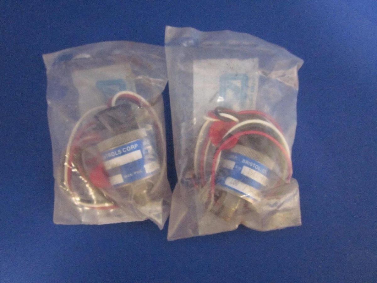 Used Whitman P117G-10N-C52L18 SS Pressure Switch, 100 PSIG, 5A, 250V, LOT of 2