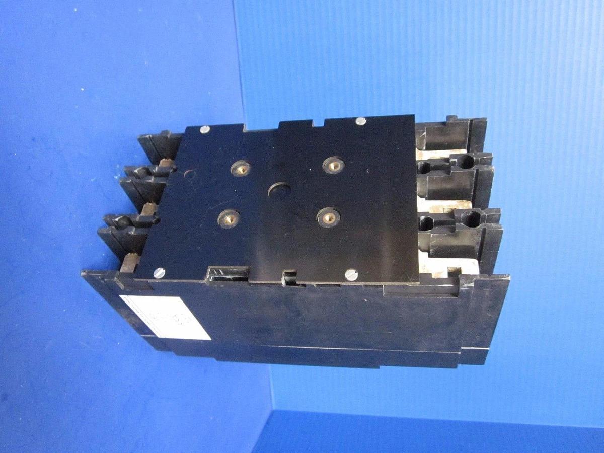 Used ABB UXAB 727131 R 113 Circuit Breaker, 50 AMP, 3 Pole, Type ES, Used