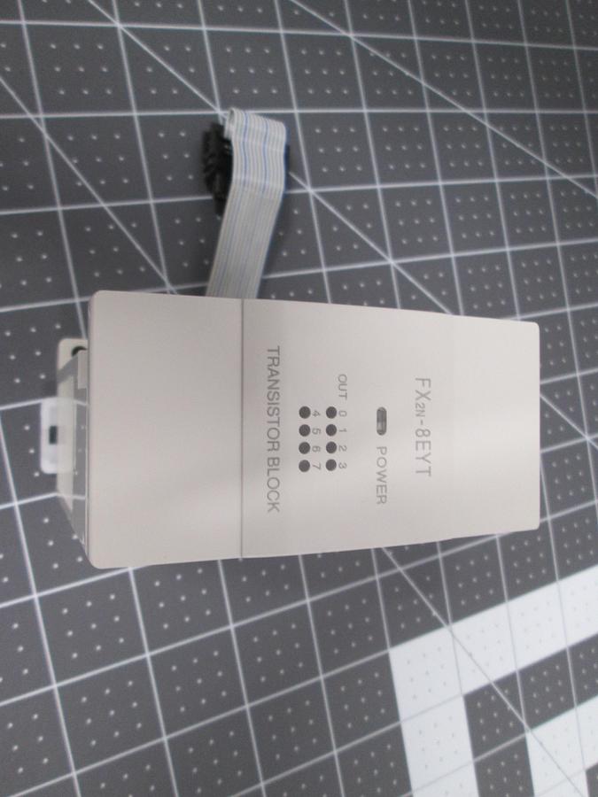 Used Mitsubishi, FX2N-8EYT, 8-Point Transistor Out Put Expansion Module