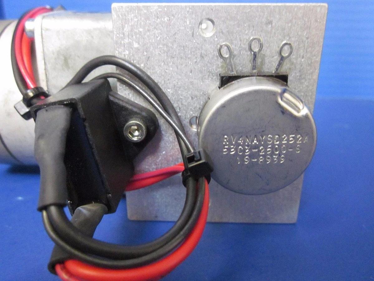 Varian 06887001 Motor Drive Control Assy w/ Airpax K86131-U4 Stepper Motor