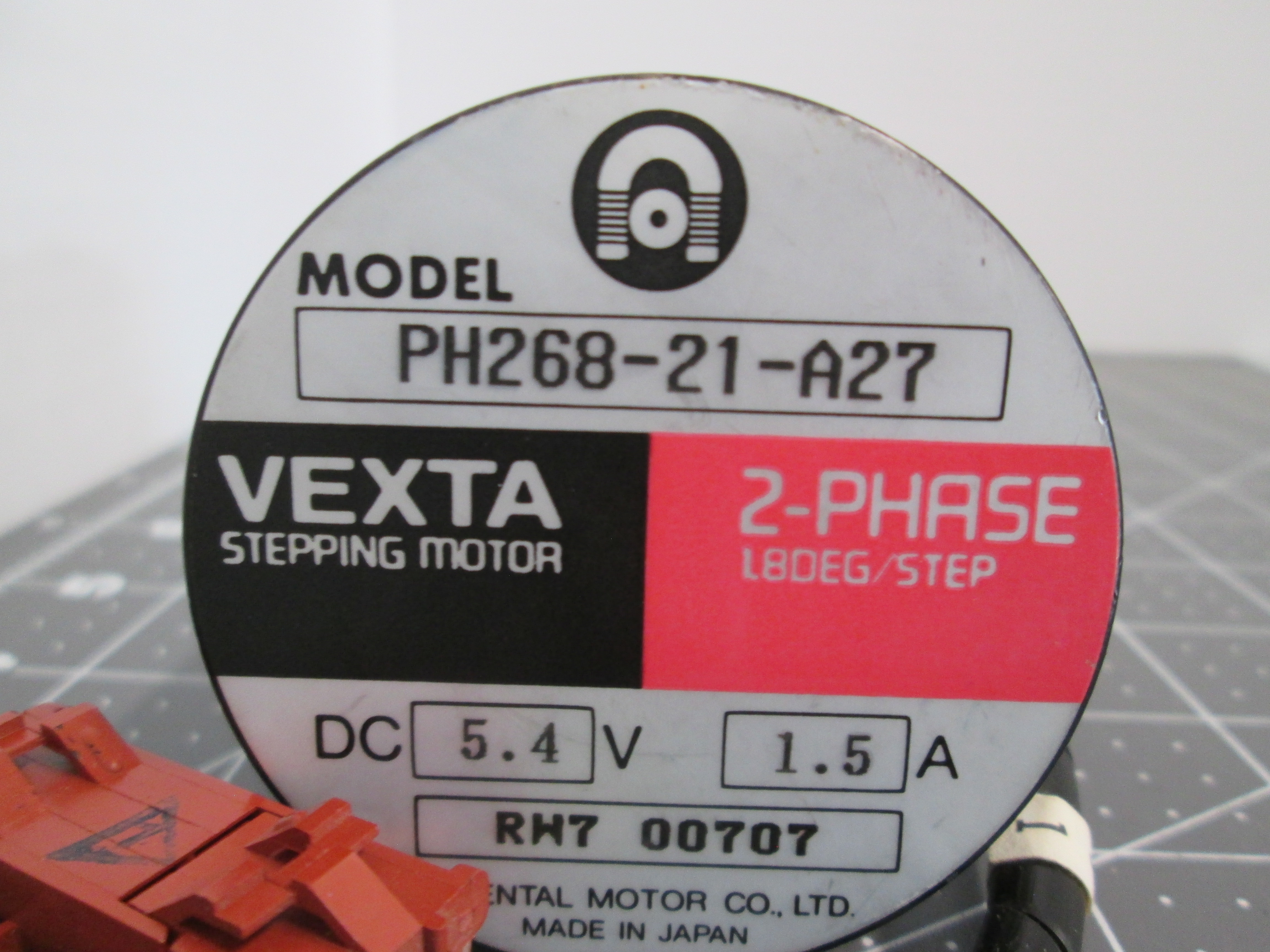 Used Vexta Oriental Motor PH268-21-A27 2-Phase Stepping Motor DC 5.4V 1.5A