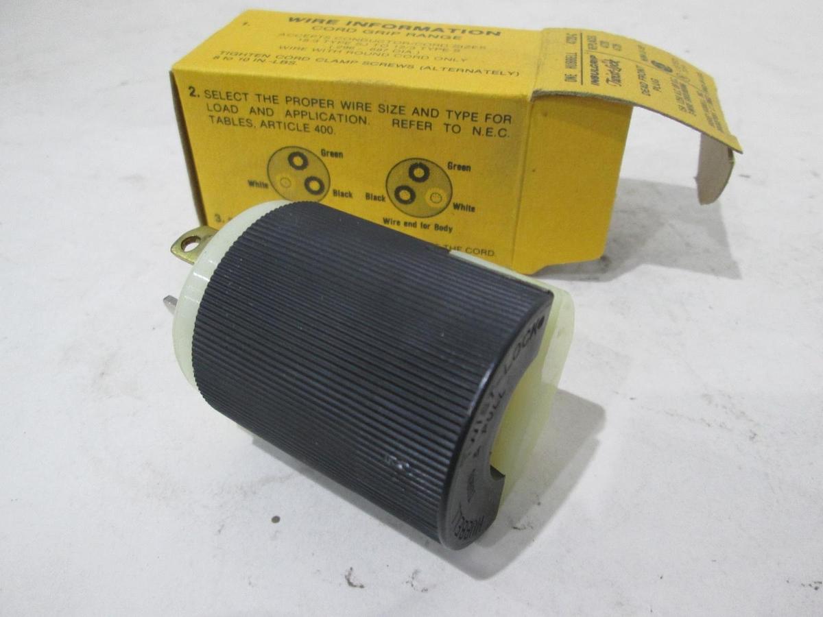 Used Hubbell, 4720-C, Dead Front Plug, 15A, 125V, New