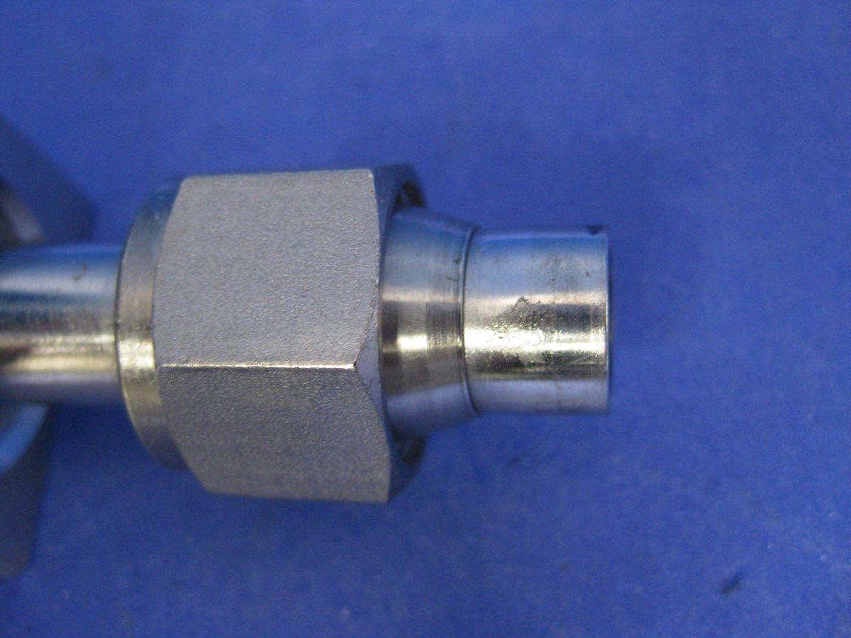 Used Veriflo 935VCR8FTS8XYK, UHP High Flow Valve, 1/2" F Compression x 1/2" FVCR