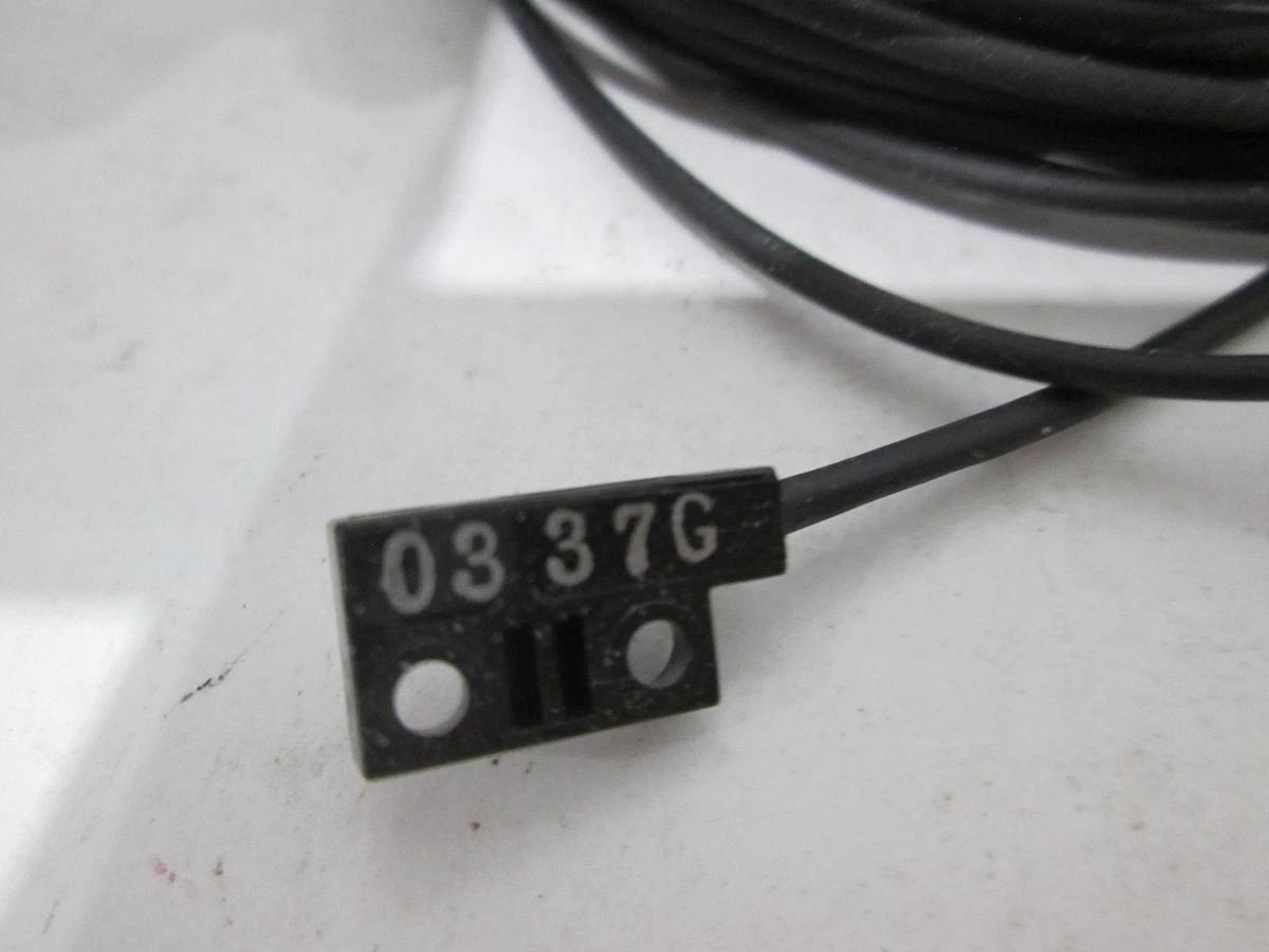Omron, E3C-S30LT and E3C-S30DT, Photoelectric Switch, 2M, New, Lot of 2