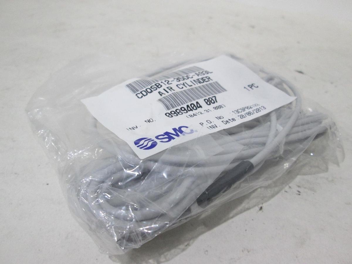 Used SMC, CDQSB12-35DC-A93L, Air Cylinder w/ Pressure Switch, New