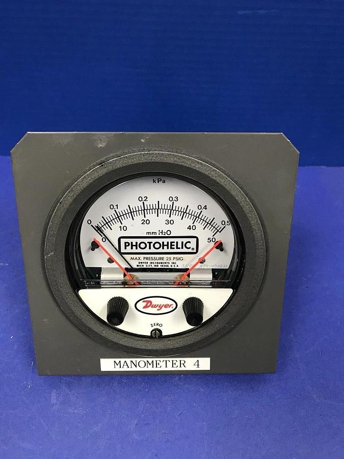Used Dwyer Photohelic Gauge 0-50mm H2O / 0-0.5kPa Water, w/ Mounting Panel Used