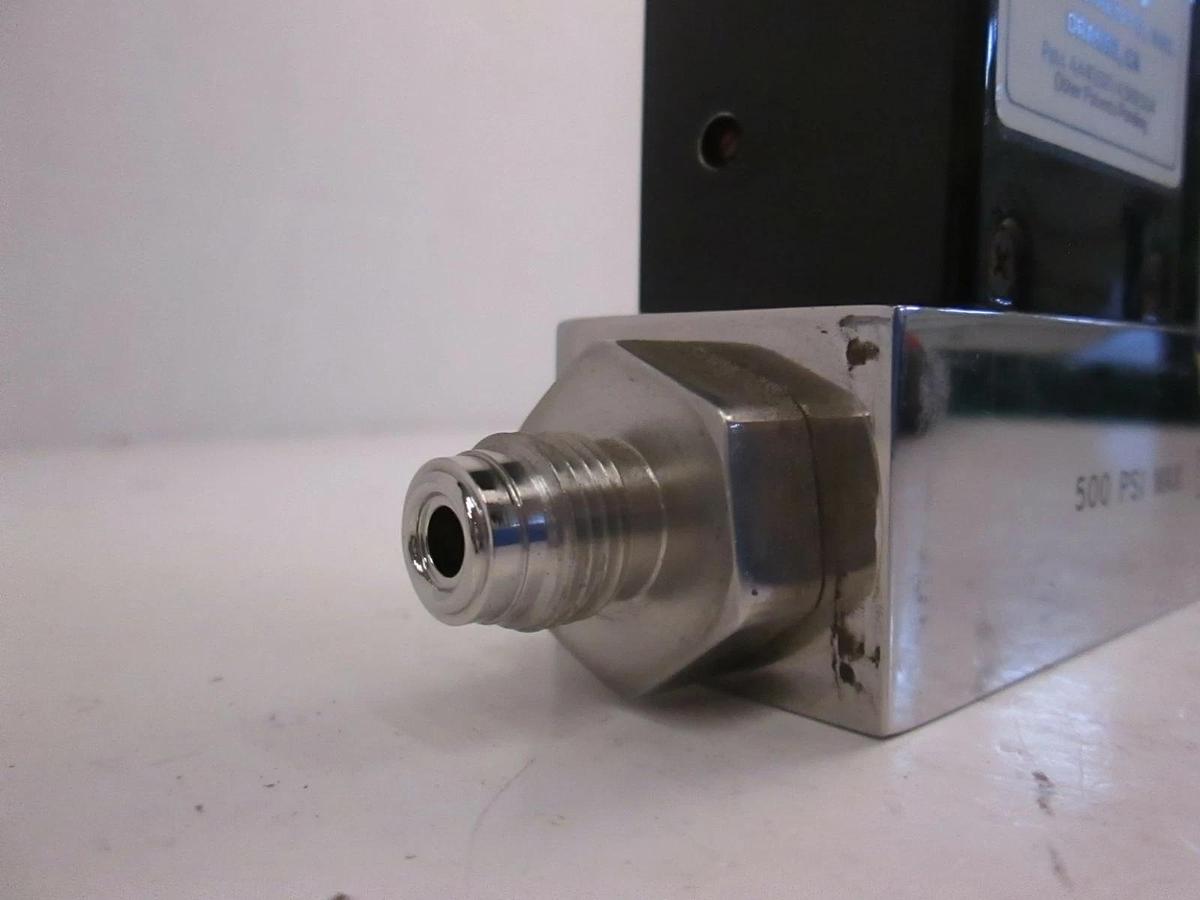 Used Unit UFC-2020 Mass Flow Controller, H2, 30 SLM, 1/4" MVCR, Used