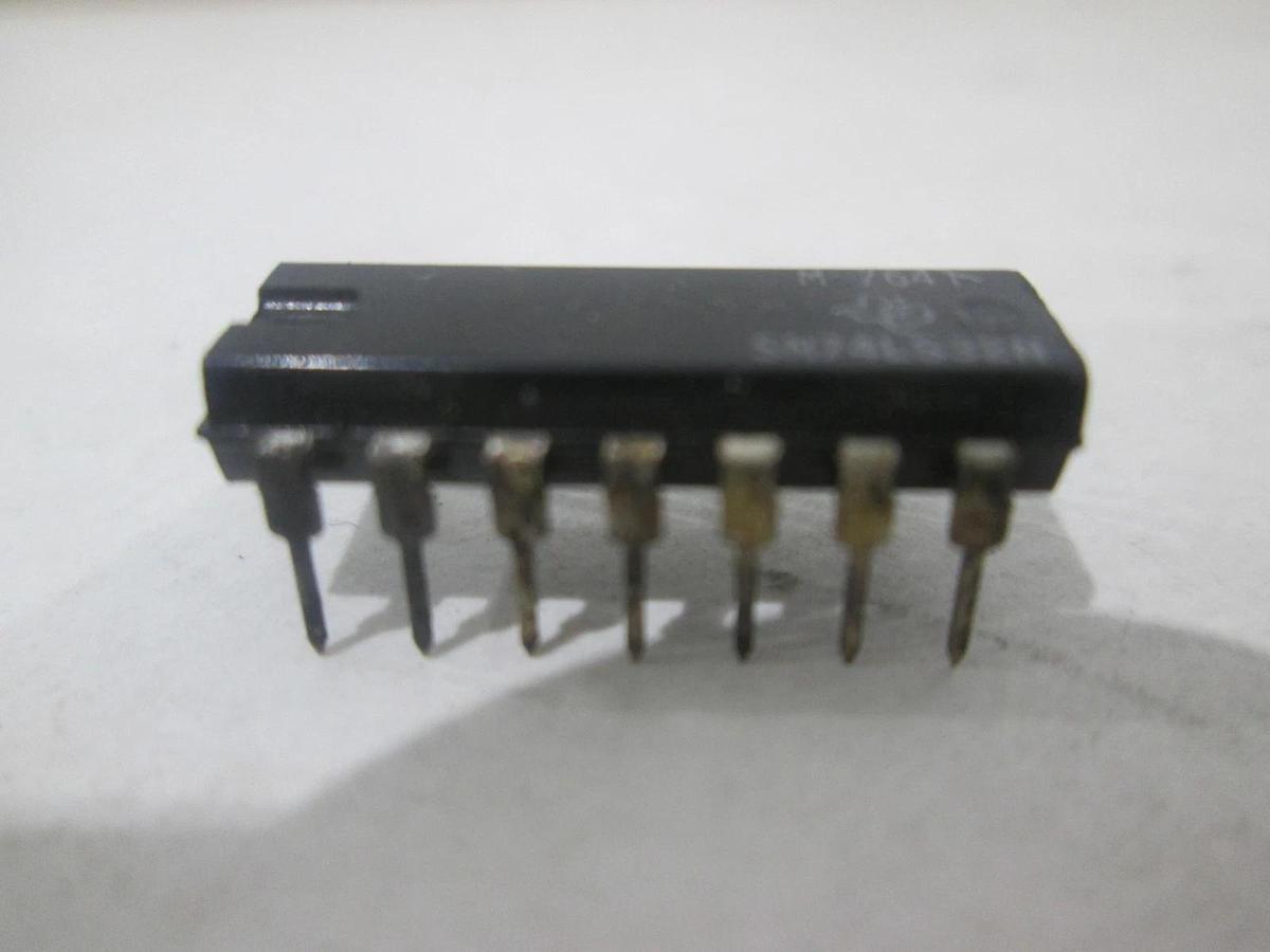 Texas Instruments, SN74LS32N, Integrated Circuit, New, Lot of 25