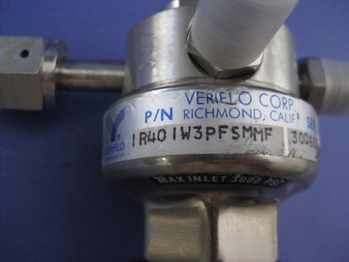 Used Veriflo IR40IW3PFSMMF Regulator, 3 Ports, 1/4" FVCR x 1/4" MVCR (x2)