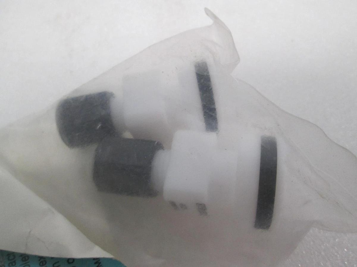 Plasmatech, 18 ball socket, 1/4 fitting 02F4S18, TFE Teflon Fitting, New, Lot 2