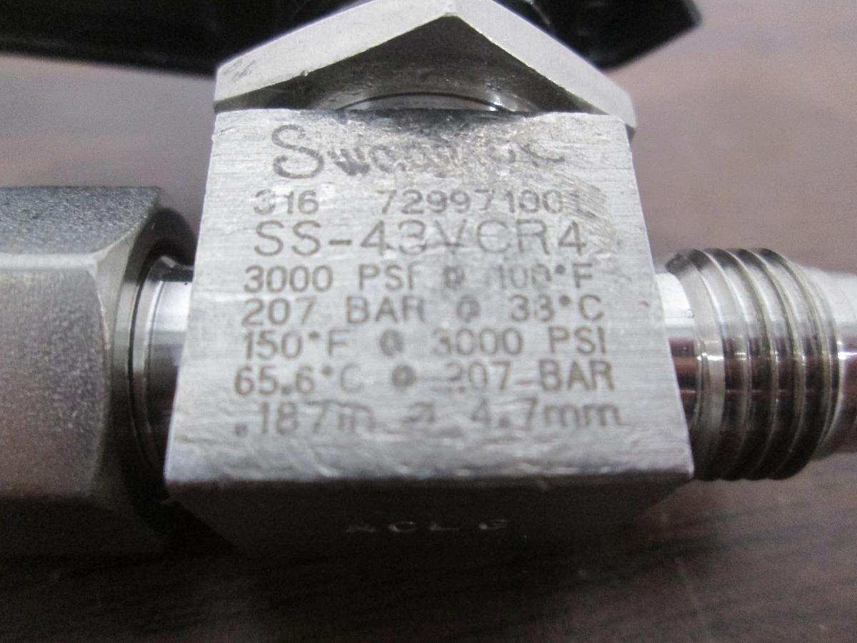 Swagelok, SS-43VCR4, Valve, 3000 PSI, 207 Bar, Used