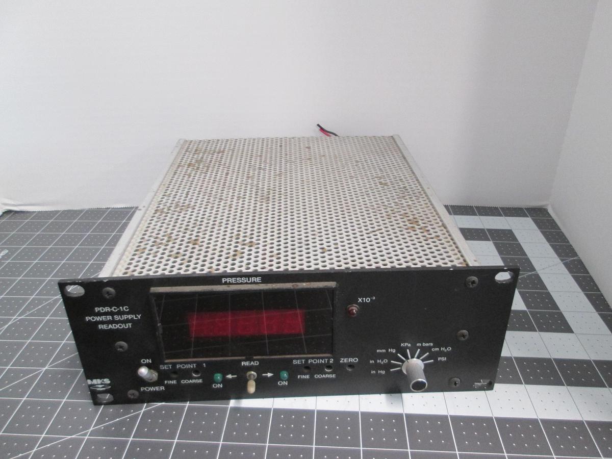 Used MKS, PDR-C-1C, Digital Pressure Readout POWER supply Baratron Controller