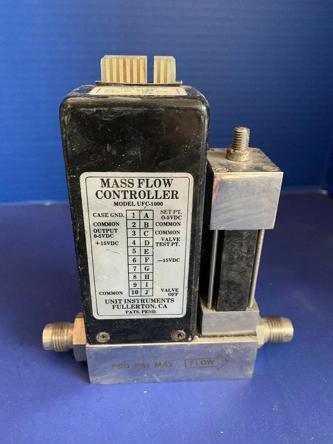 Used Unit UFC-1000 Mass Flow Controller, H2, 10 SLM, 1/4" MVCR, Used