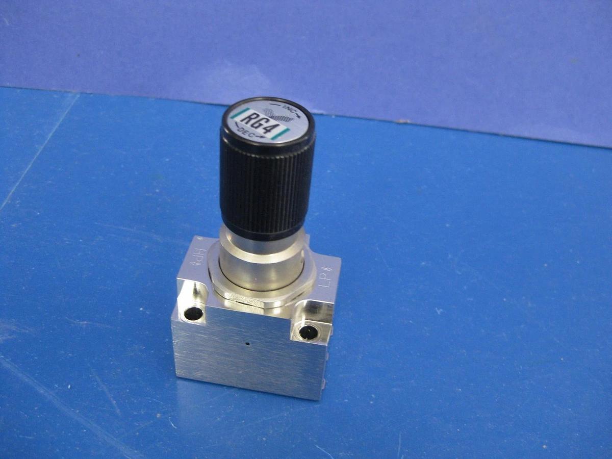 Used VERIFLO Regulator SQMICROHF502PCKD, Lot of 2